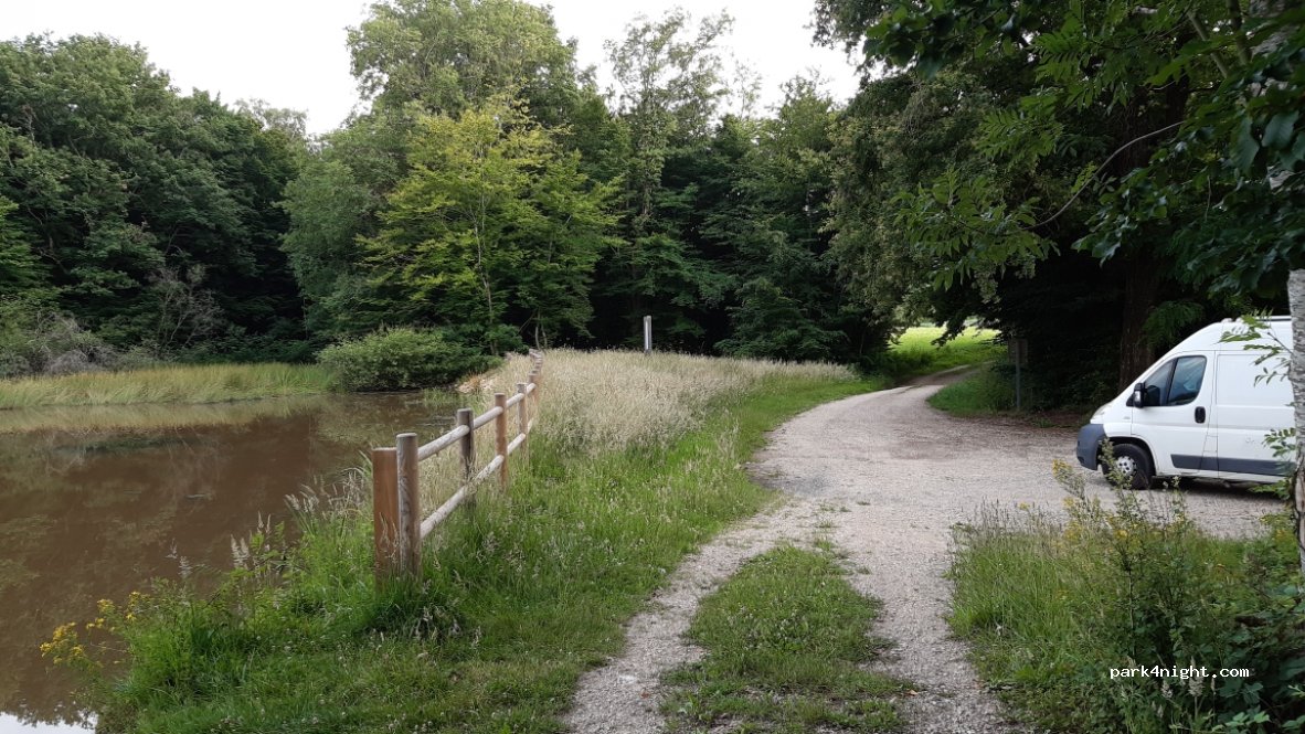 (01370) Viriat - Chemin de l'Étang de Bu — foto