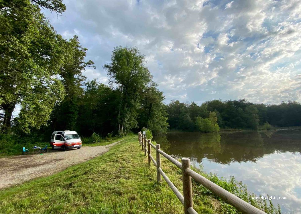 (01370) Viriat - Chemin de l'Étang de Bu — foto 2