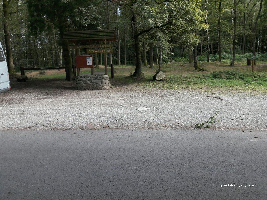 (08800) Tournavaux - Route forestière de la Lyre — foto