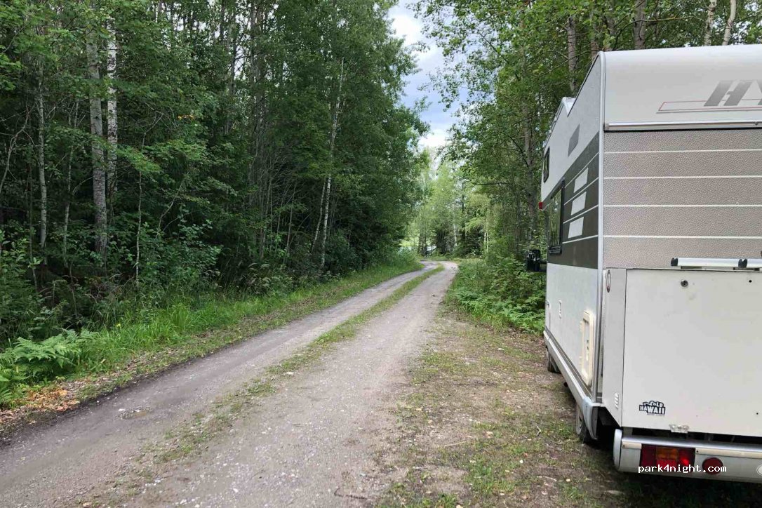 (739 91) Skinnskatteberg - Unnamed Road — foto 2