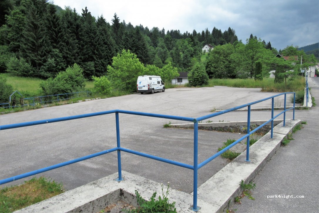 (51306) Čabar - 24 Ulica Ivana Gorana Kovačića — foto 2