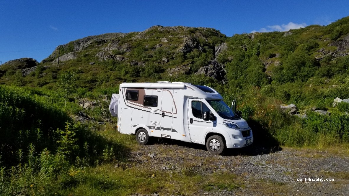 (8384) Sund I Lofoten - Sekundær Fylkesveg 810 — foto