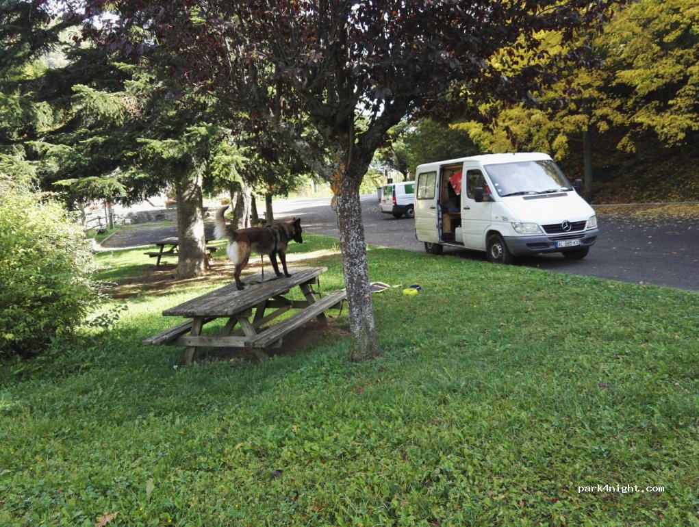 (09460) Mijanès - Le Village — foto 3