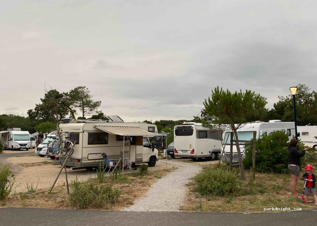 Aire municipale de camping-cars Ondres-Océan — foto