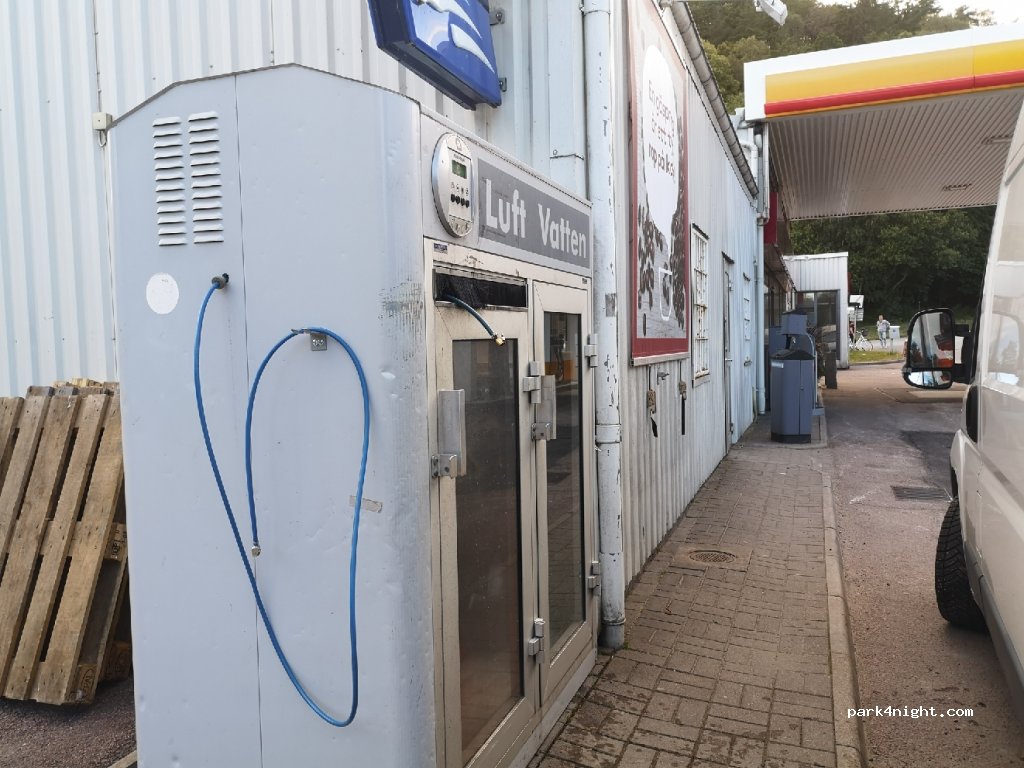 (438 35) Landvetter - 2 Härkeshultsvägen — foto