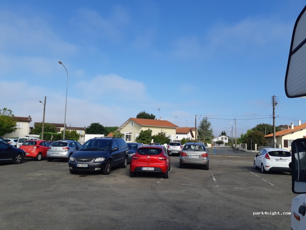 (40000) Mont-de-Marsan - 270 Avenue du Stade — foto 3