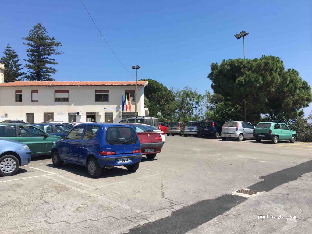 (98077) Santo Stefano di Camastra - 2 Via Nazionale — foto 2