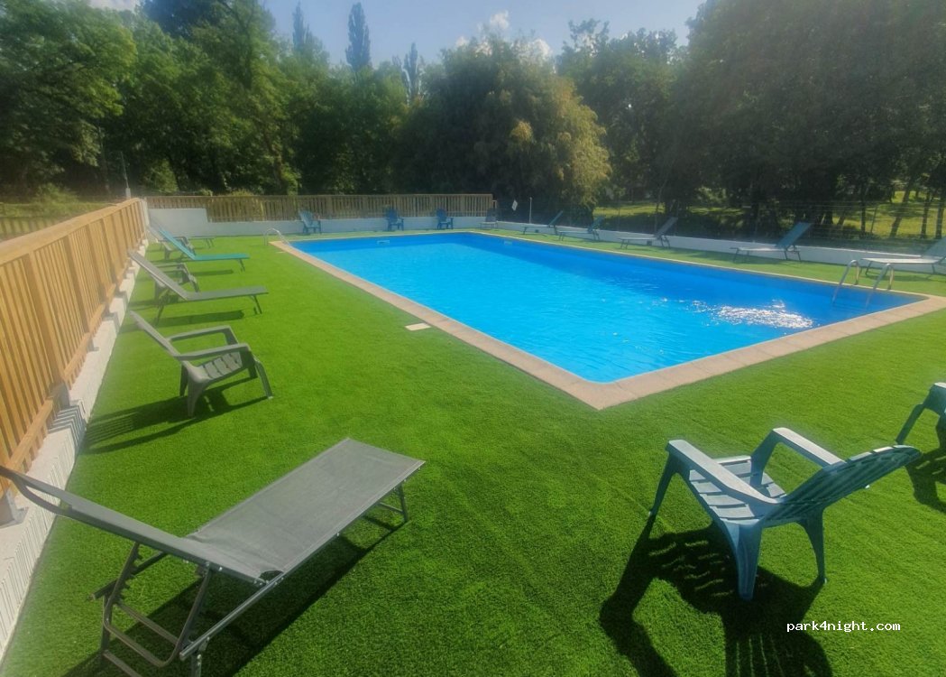 Camping et Gîtes d'Auberoche Dordogne Perigord — foto 2
