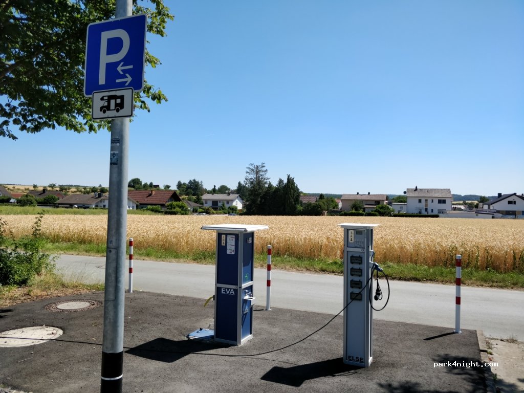 Wohnmobil-Stellplatz Muschenheim — foto