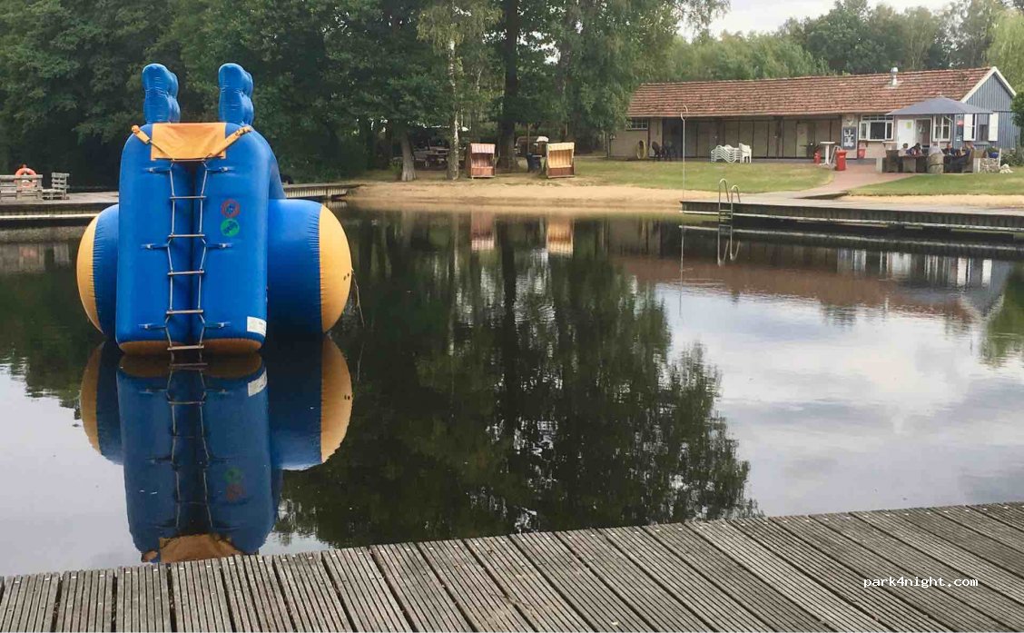 Stellplatz am Strandbad Dorfmark — foto