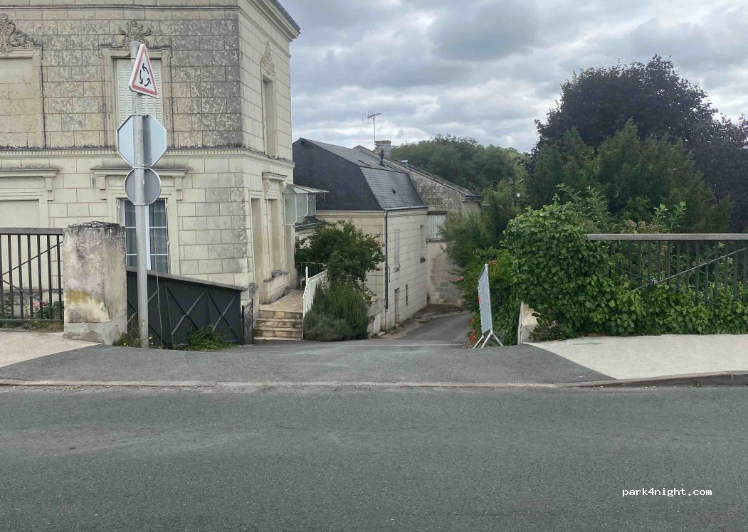 (37500) Chinon - 9008B Quai de l'Île Sonnante — foto 3