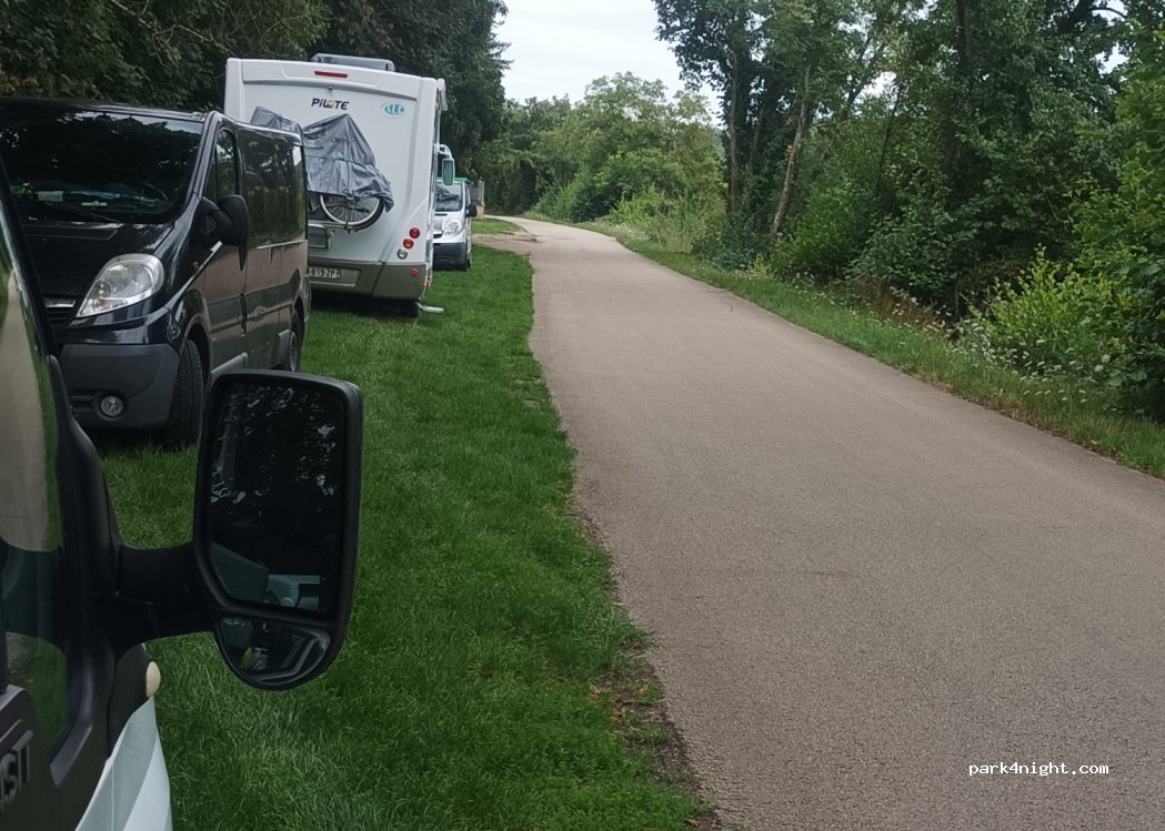 (89470) Monéteau - Rue des Dumonts — foto 3