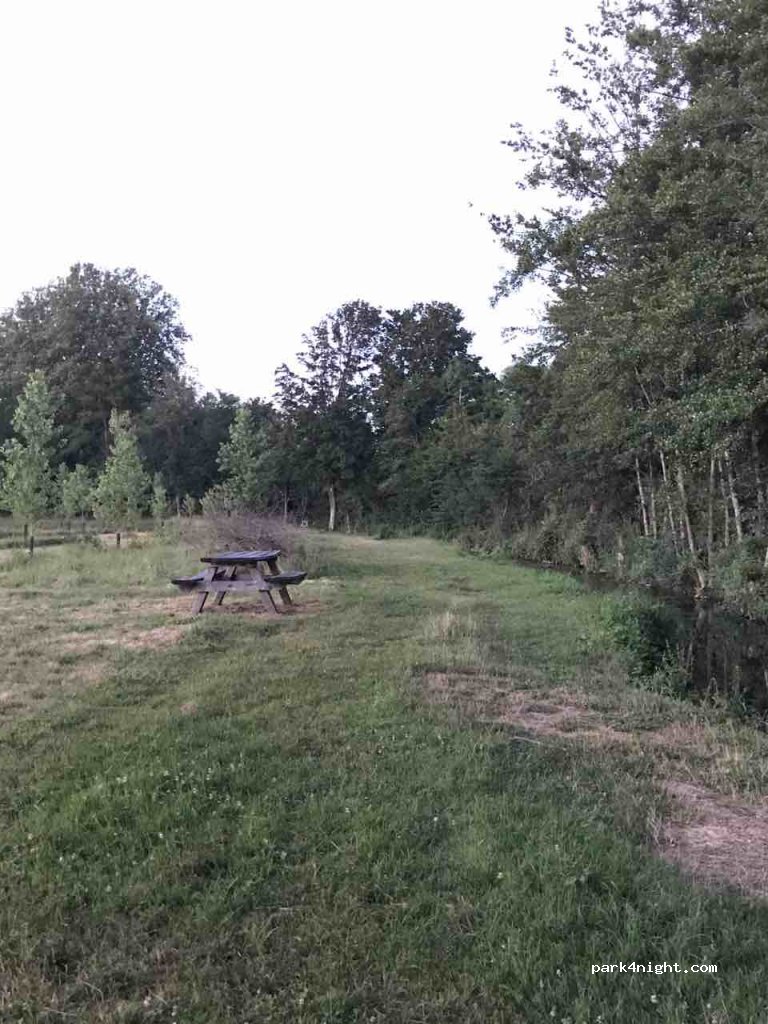 (18320) Jouet-sur-l'Aubois - 16B Rue des Petits Champs — foto 2