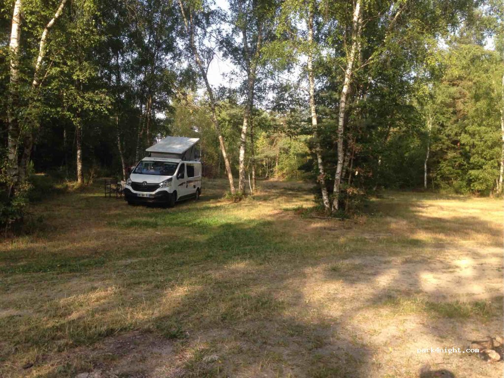 (63550) Saint-Rémy-sur-Durolle - 12 Lotissement les Garennes — foto