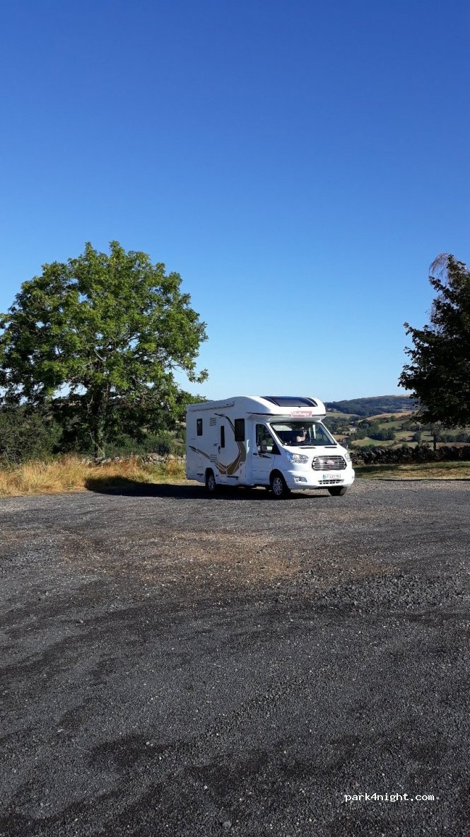 (12470) Condom-d'Aubrac - D900 — foto 3