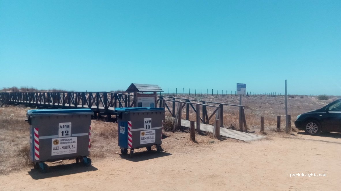 () Huelva - Dique de Contención de Arenas Príncipe Juan Carlos I — foto 3