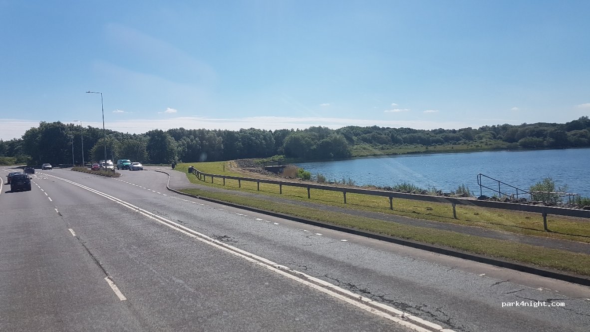 (TF2 9NS) Telford - Castle Farm Way — foto