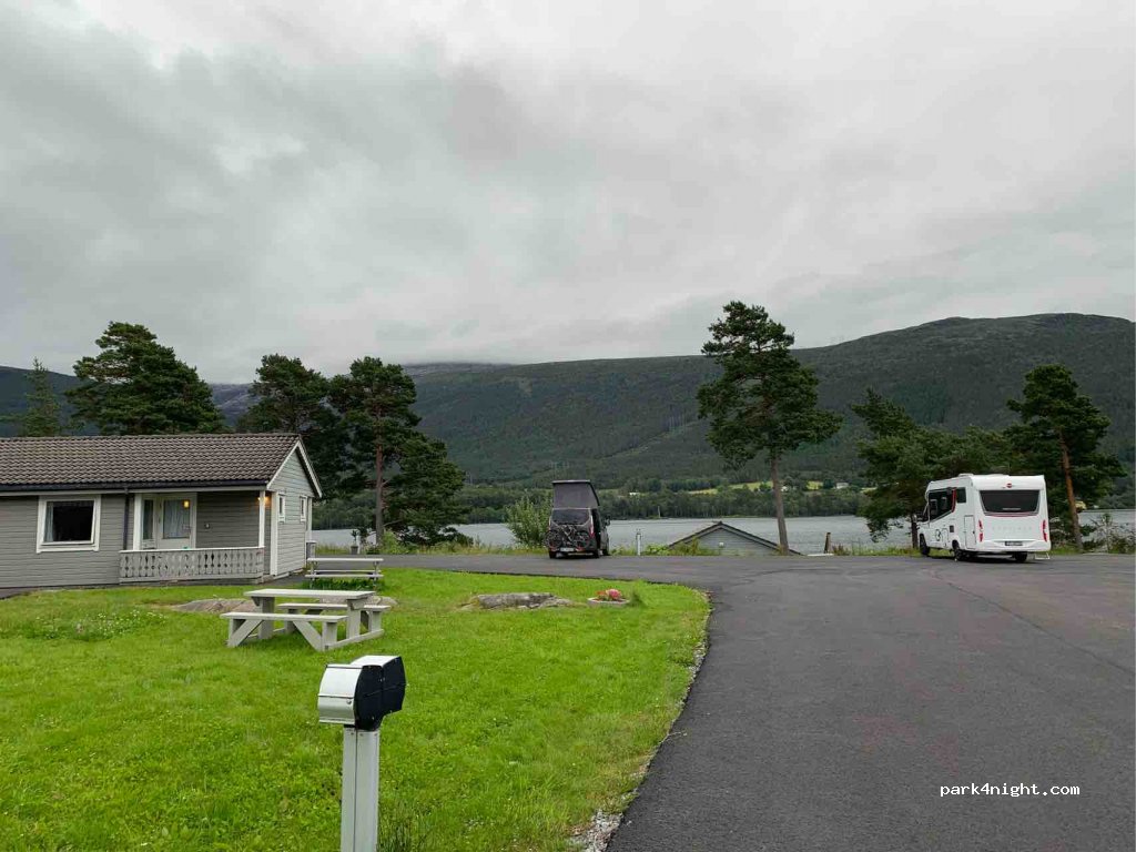 Husnes Camping og Gry Helge's Bar & Restaurant — foto 4