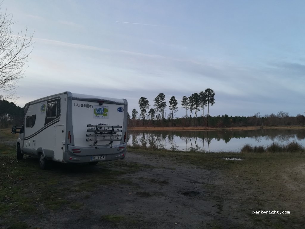 (33840) Captieux - Le Tremblet — foto 2