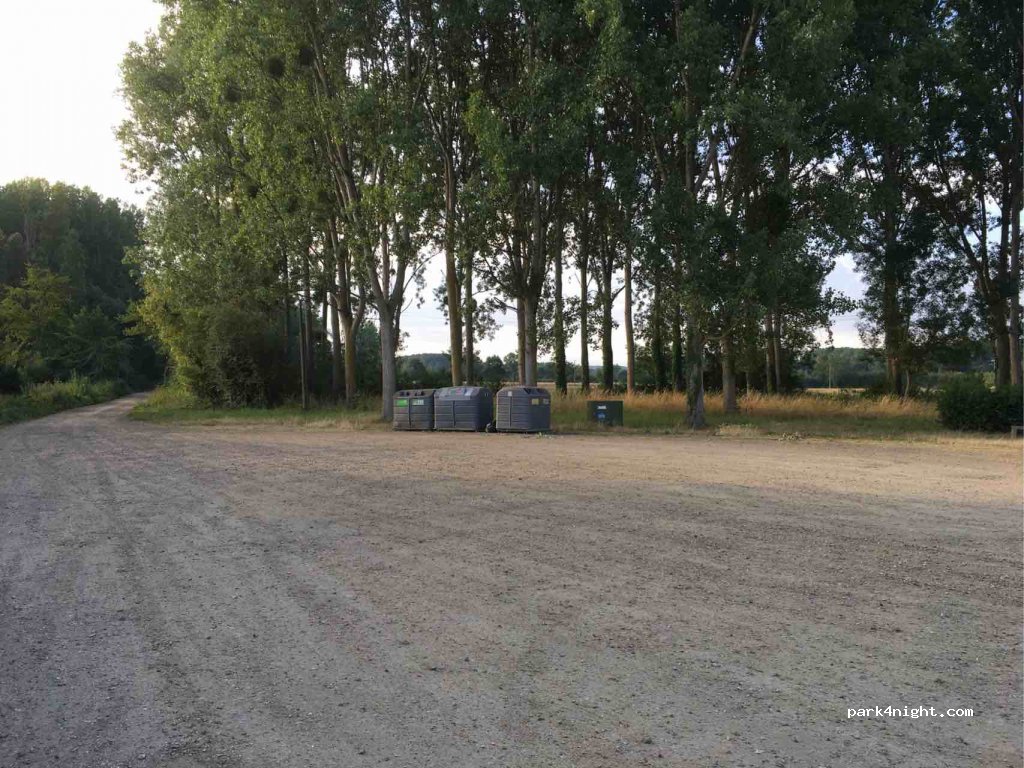 (72500) Vaas - D30 / 531 Moulin de Rotrou — foto