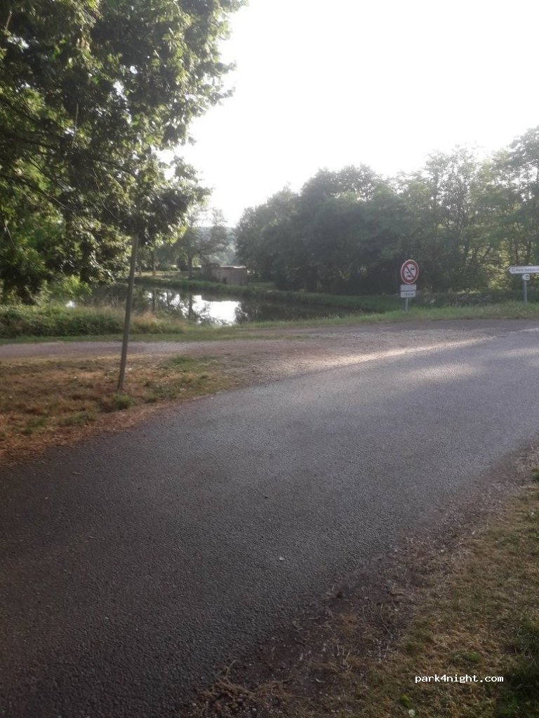 (58500) Surgy - 5 Rue de Presle — foto