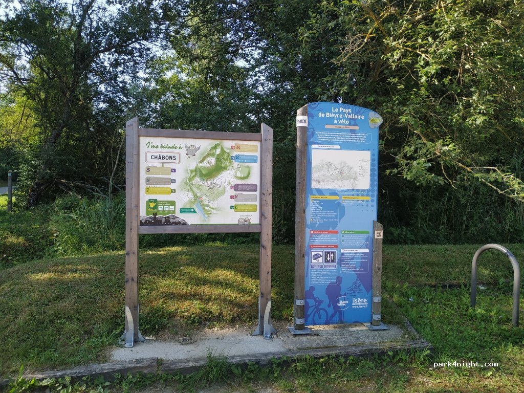 (38690) Châbons - Chemin de Baraban — foto