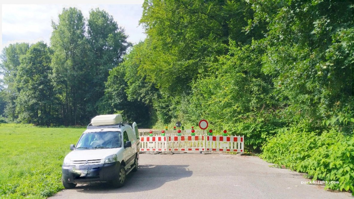 (45133) Essen - Freiherr-vom-Stein-Straße — foto