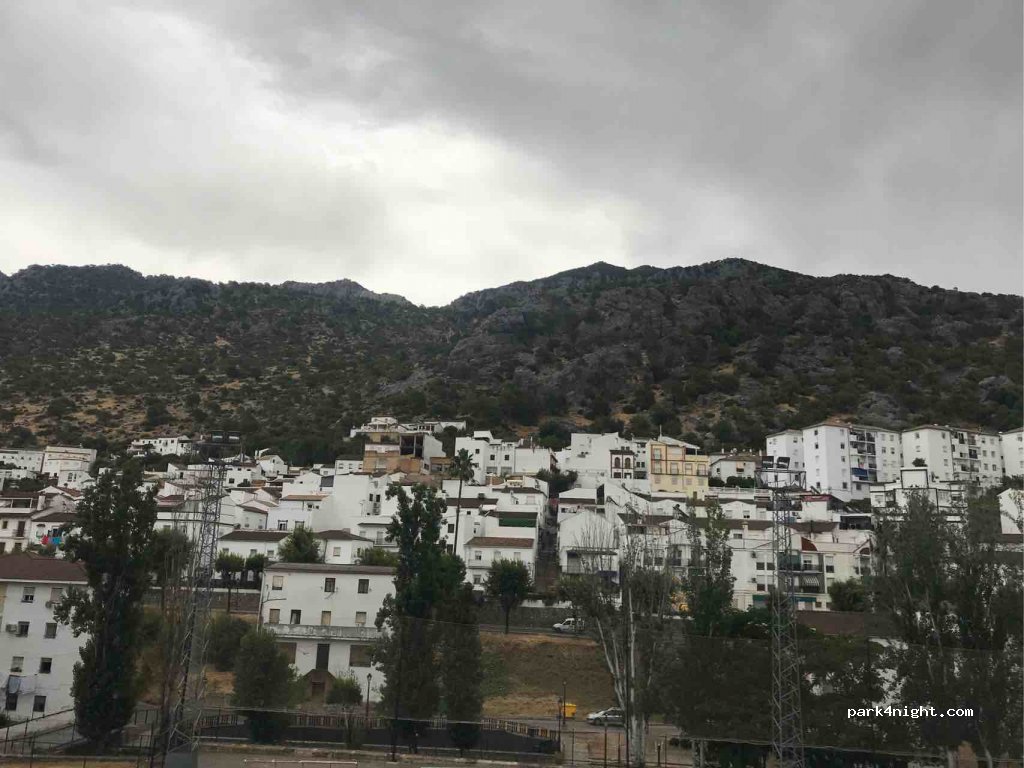 (11600) Ubrique - 36 Calle Fernando Gavilán — foto 4