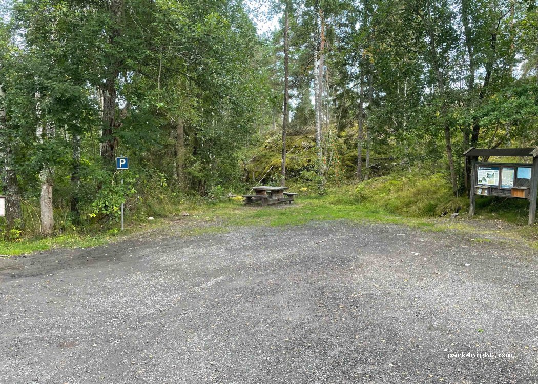 (615 92) Valdemarsvik - Unnamed Road — foto 2