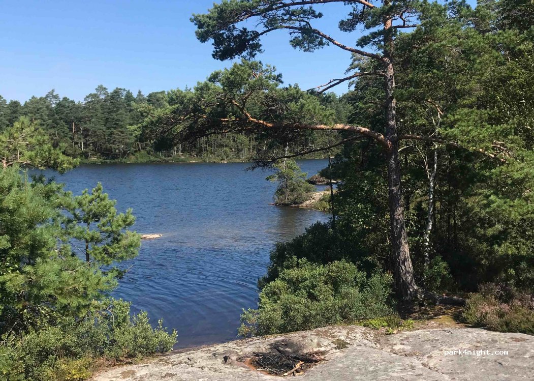 (515 61) Svaneholm - Unnamed Road — foto 2