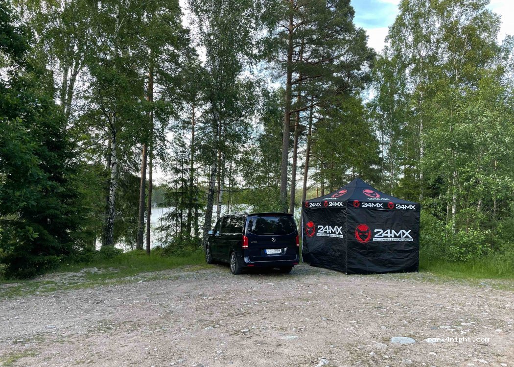 (515 61) Svaneholm - Unnamed Road — foto 3
