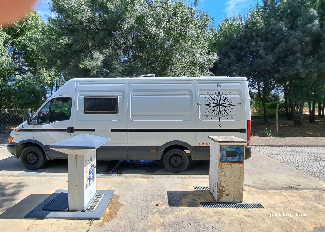 Área Serviço Autocaravanas — foto 3