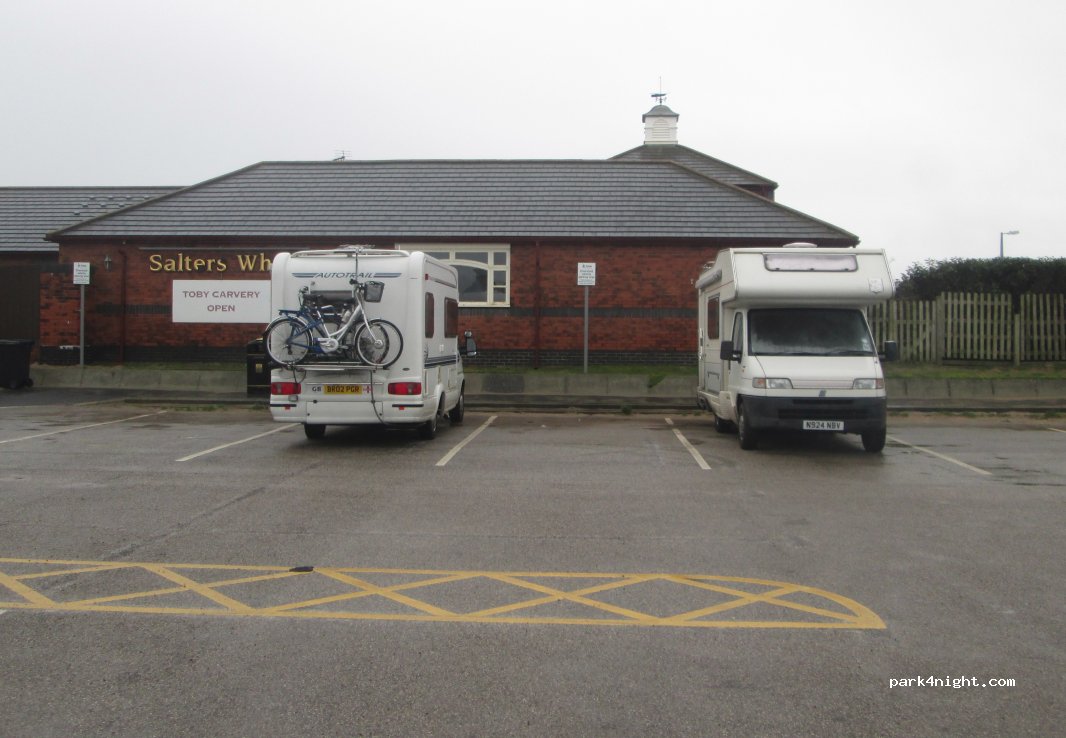 (FY8 1LS) Lytham Saint Annes - 45 South Promenade — foto