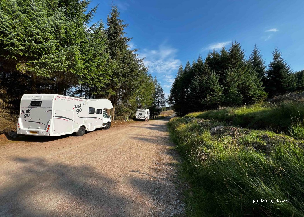 (AB35 5SU) Ballater - Capel Road — foto
