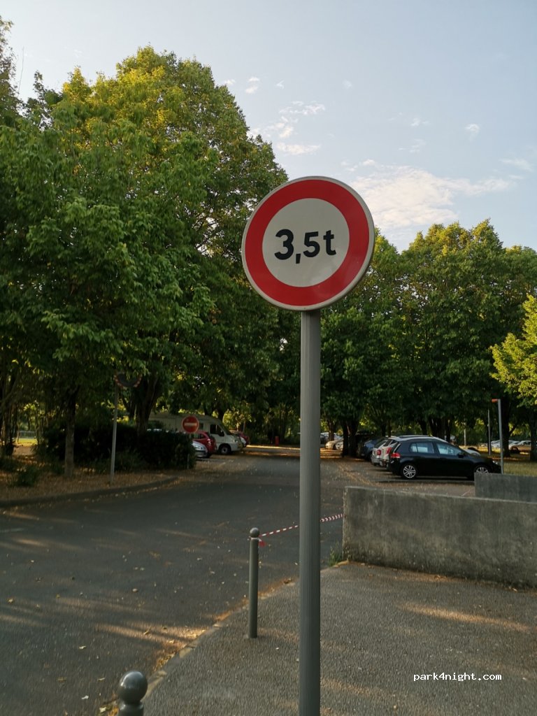 (17000) La Rochelle - 11 Rue Chasseloup-Laubat — foto