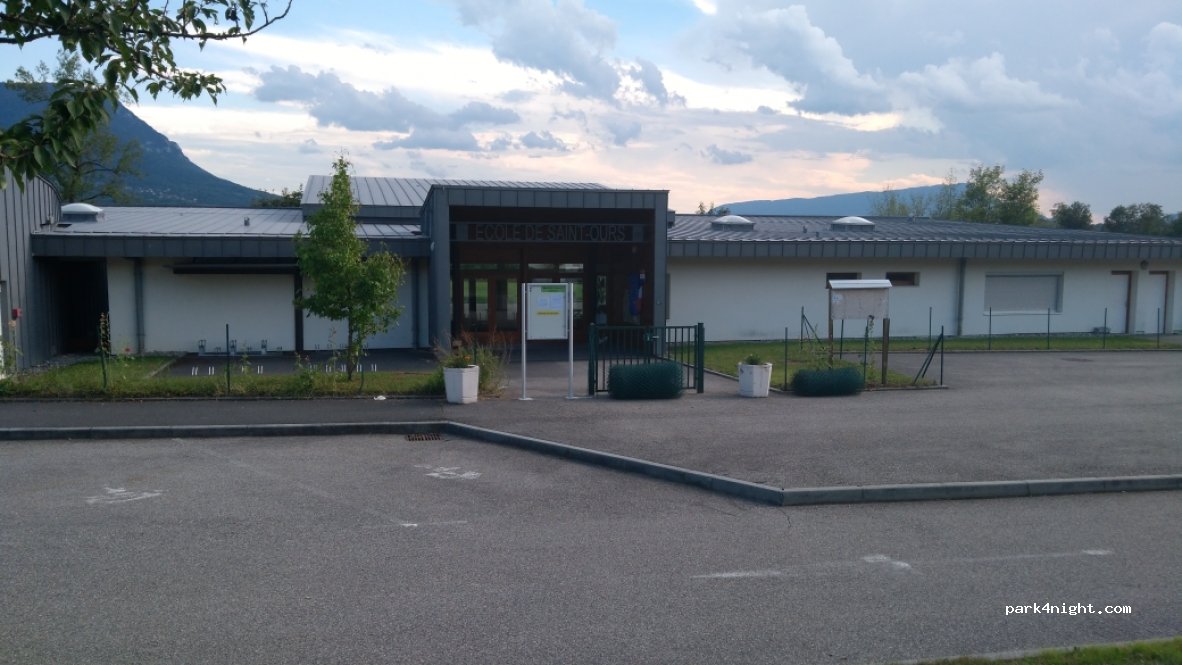 (73410) Saint-Ours - D211D — foto