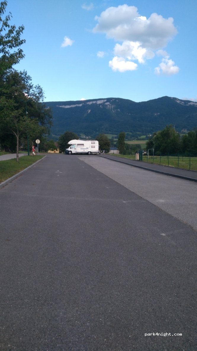 (73410) Saint-Ours - D211D — foto 2