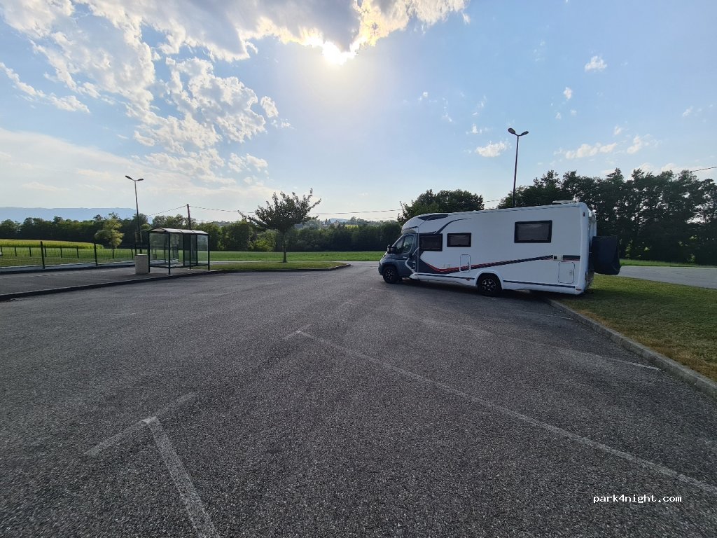 (73410) Saint-Ours - D211D — foto 4