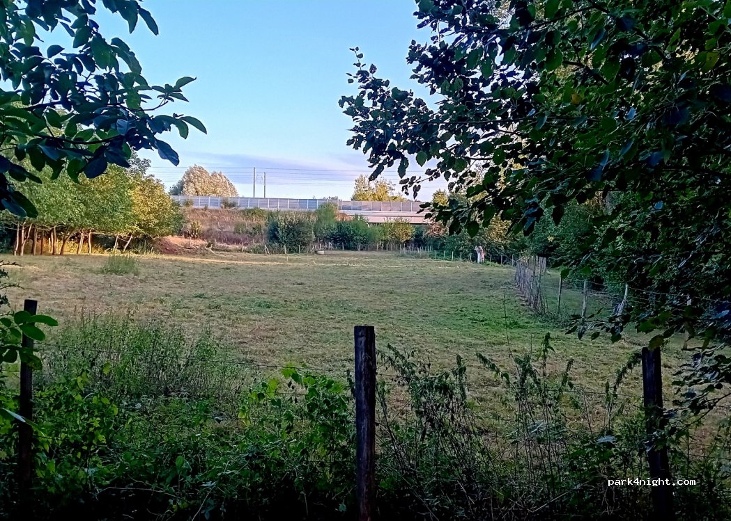(72350) Fontenay-sur-Vègre - Château Gaillard — foto 3
