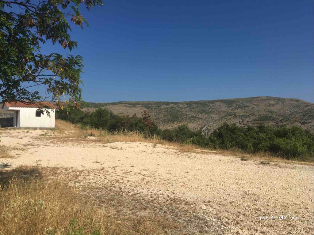 (463 00)  - Eparchiaki Odos Parapotamou-Delvinakiou — foto