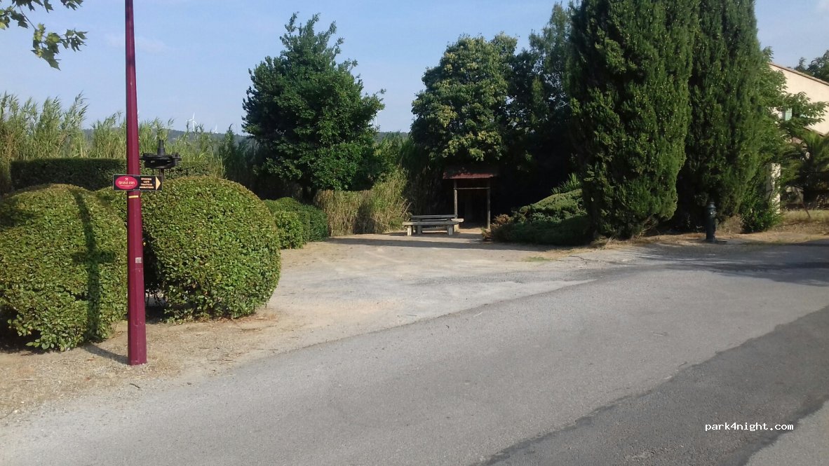 (11120) Pouzols-Minervois - 16 Rue du Minervois — foto 2