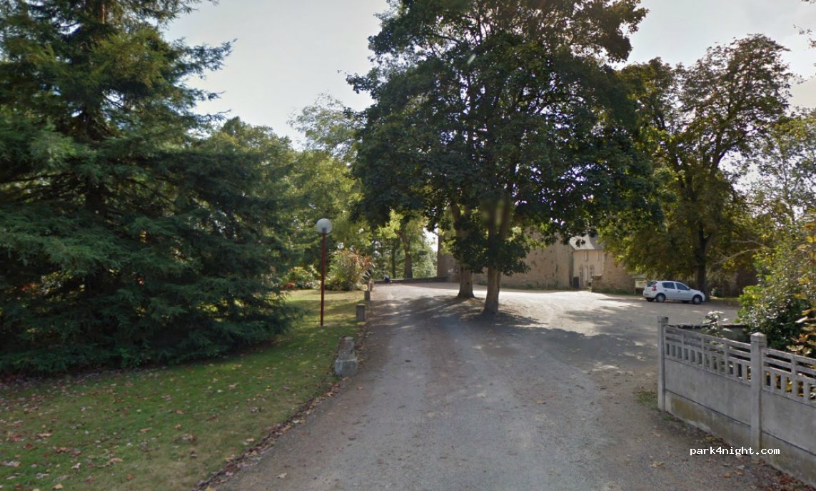 (79300) Bressuire - 8-10 Rue du Château — foto
