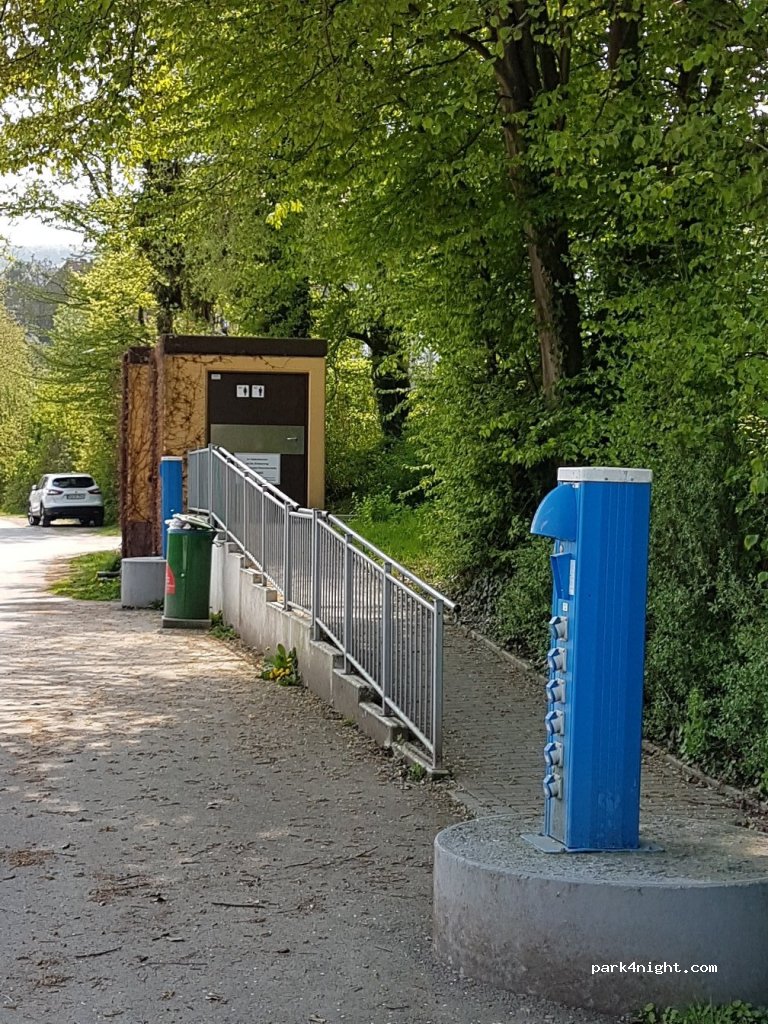 Wohnmobilstellplatz Am Weserhafen — foto