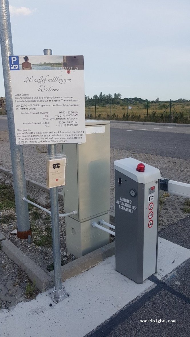 (7132) Frauenkirchen - 1 Im Seewinkel — foto