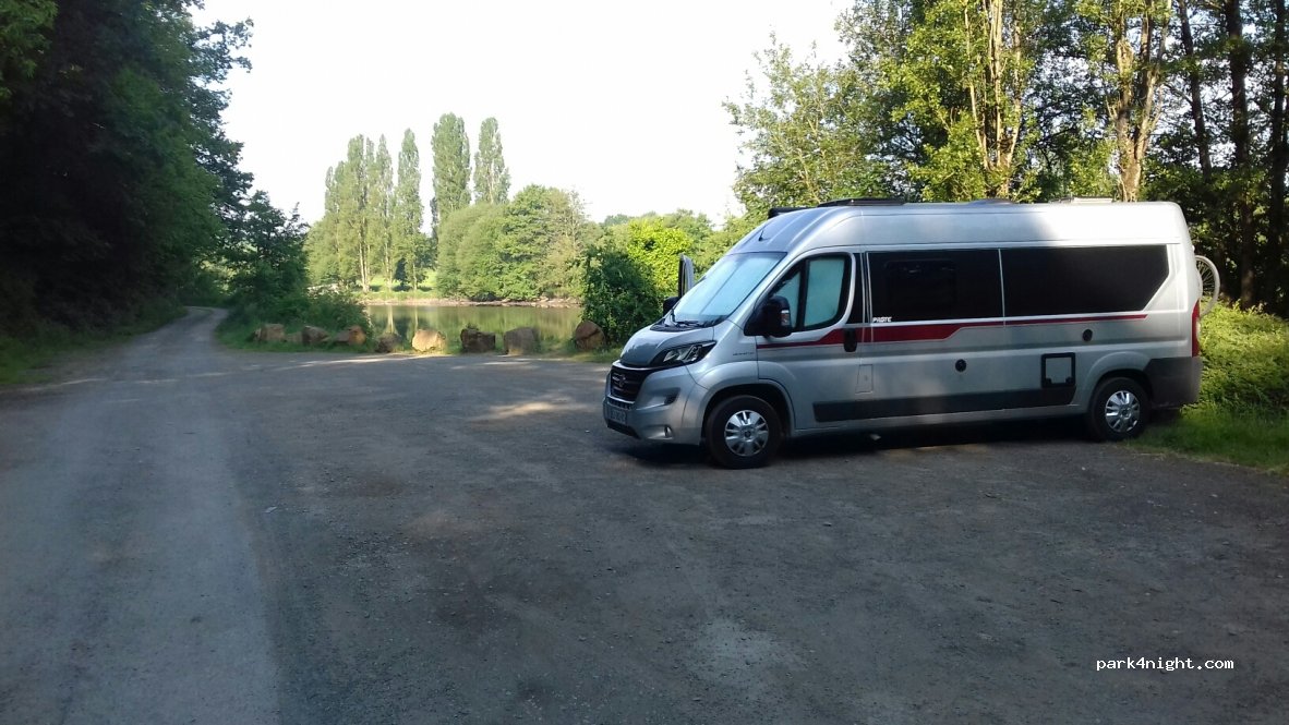 (53300) Saint-Loup-du-Gast - Chemin de la Monnerie — foto