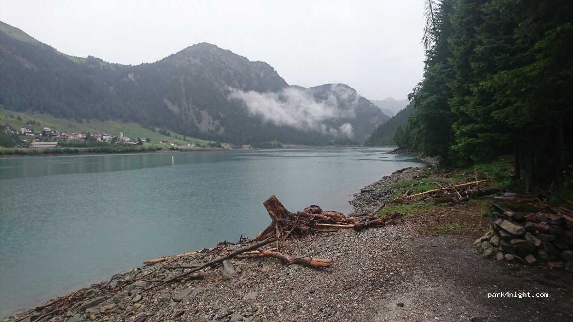 (7435) Splügen - unnamed road — foto
