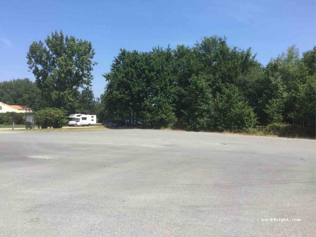 (44118) La Chevrolière - 18 Rue du Docteur Grosse — foto 4