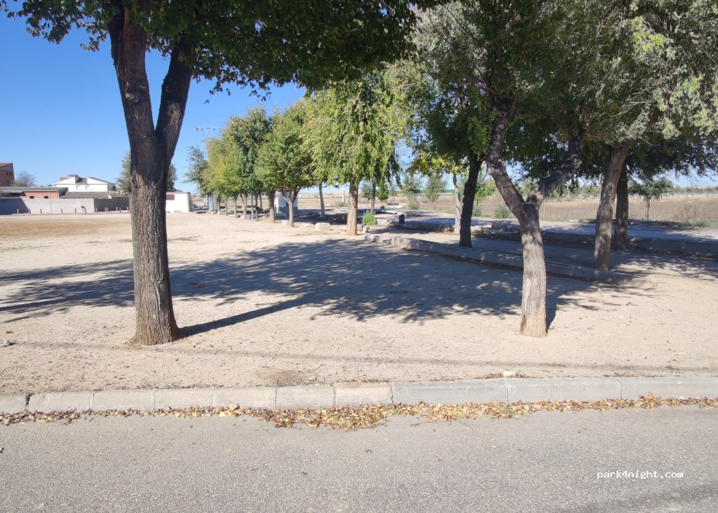 (45590) Magán - 13 Calle Calvo Sotelo — foto 2