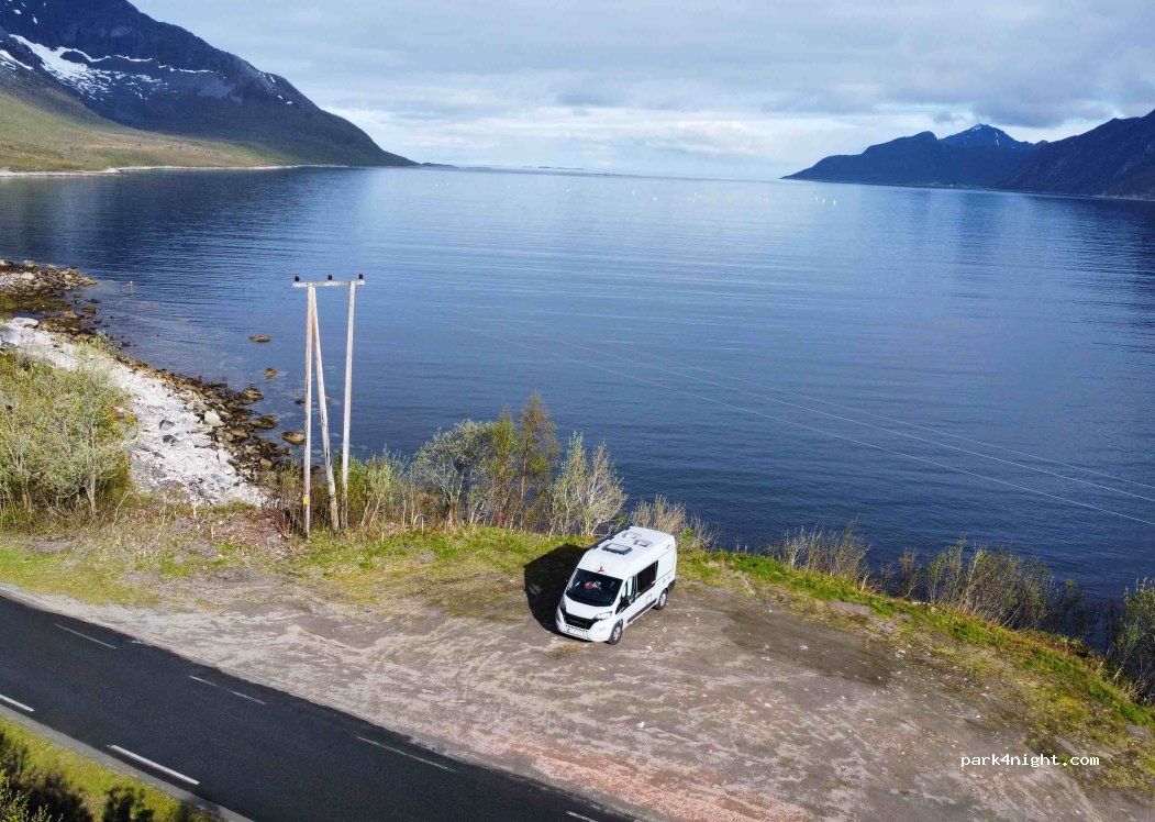 (9395) Kaldfarnes - Sekundær Fylkesveg 243 — foto 2