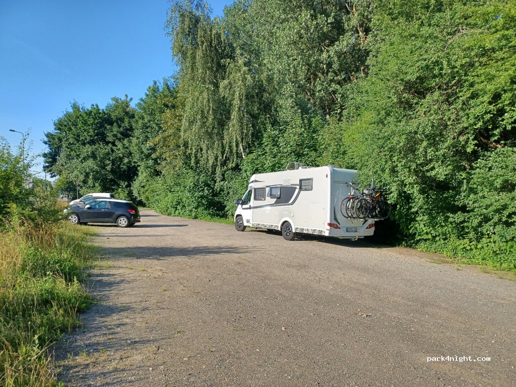 (18107) Rostock - 24 St.-Petersburger Straße — foto 3